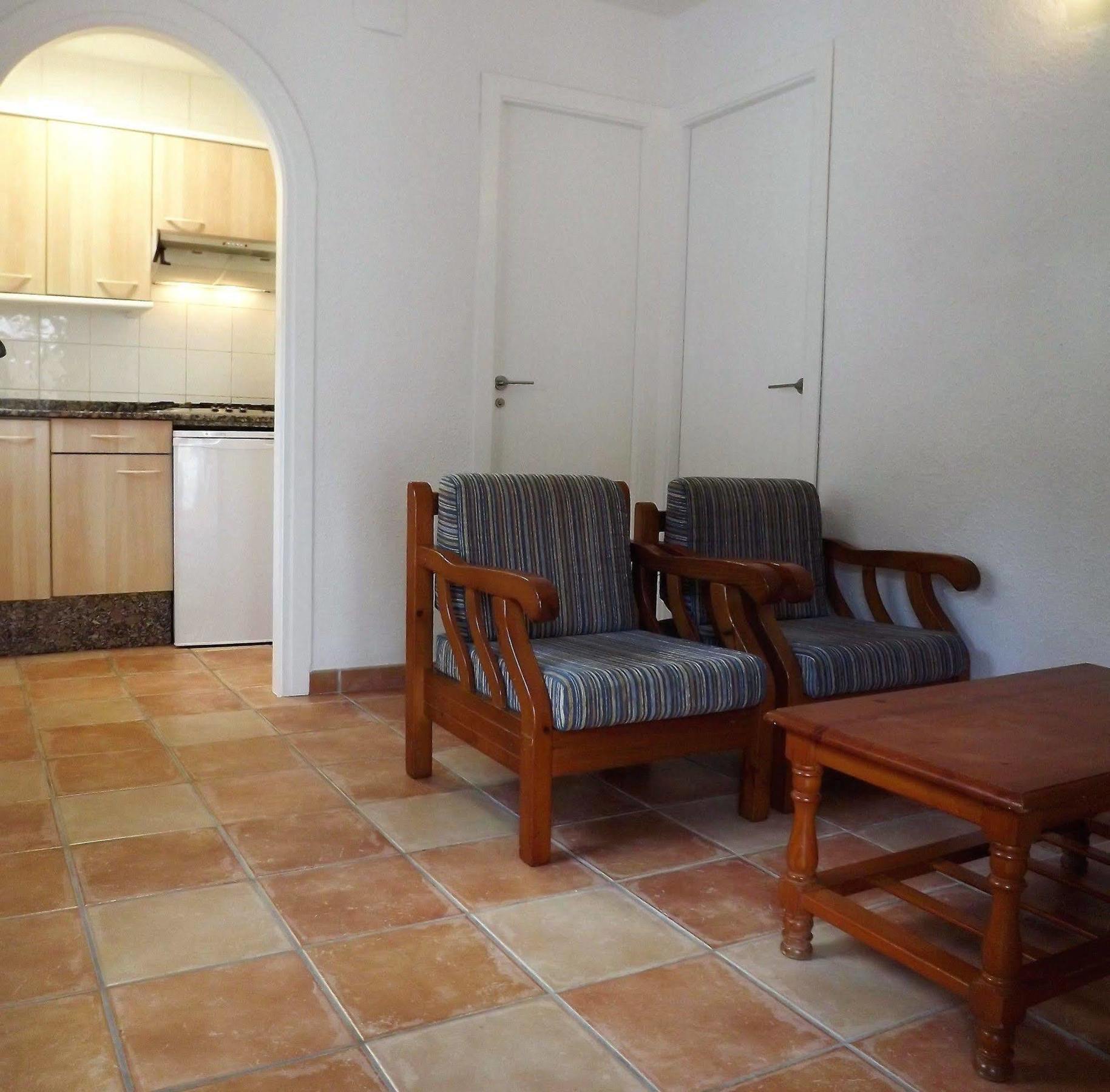 Отель Bungalows El Arenal Хавеа Экстерьер фото
