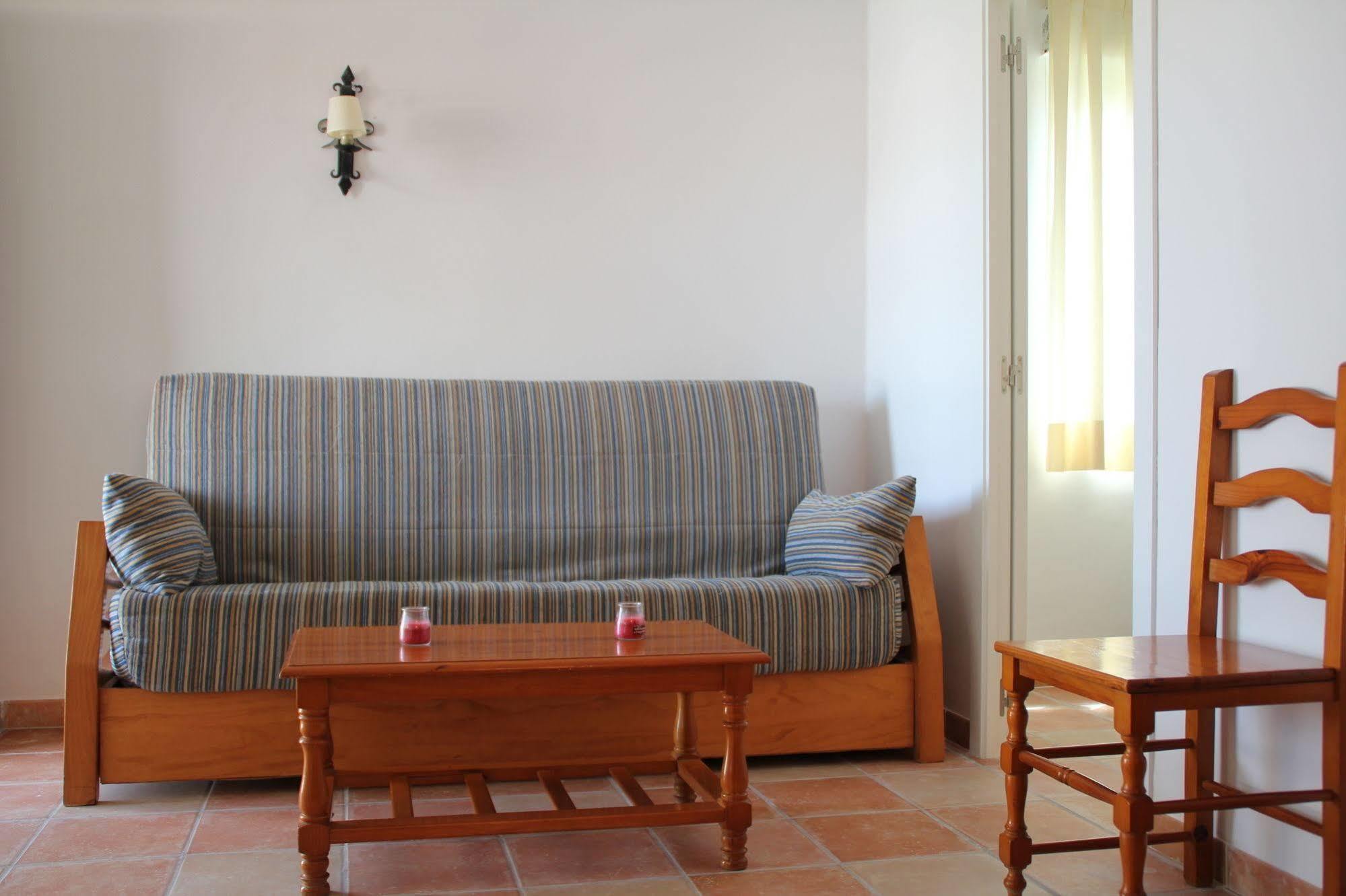 Отель Bungalows El Arenal Хавеа Экстерьер фото