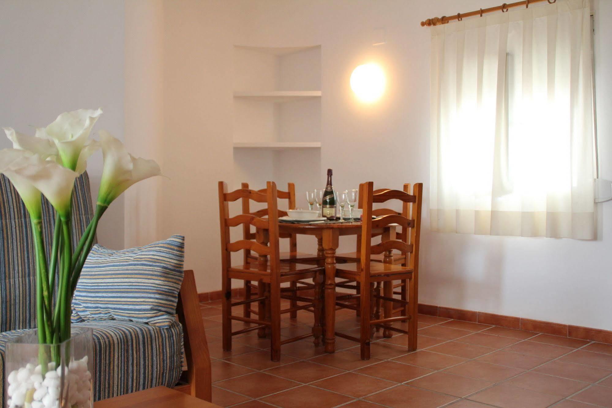 Отель Bungalows El Arenal Хавеа Экстерьер фото