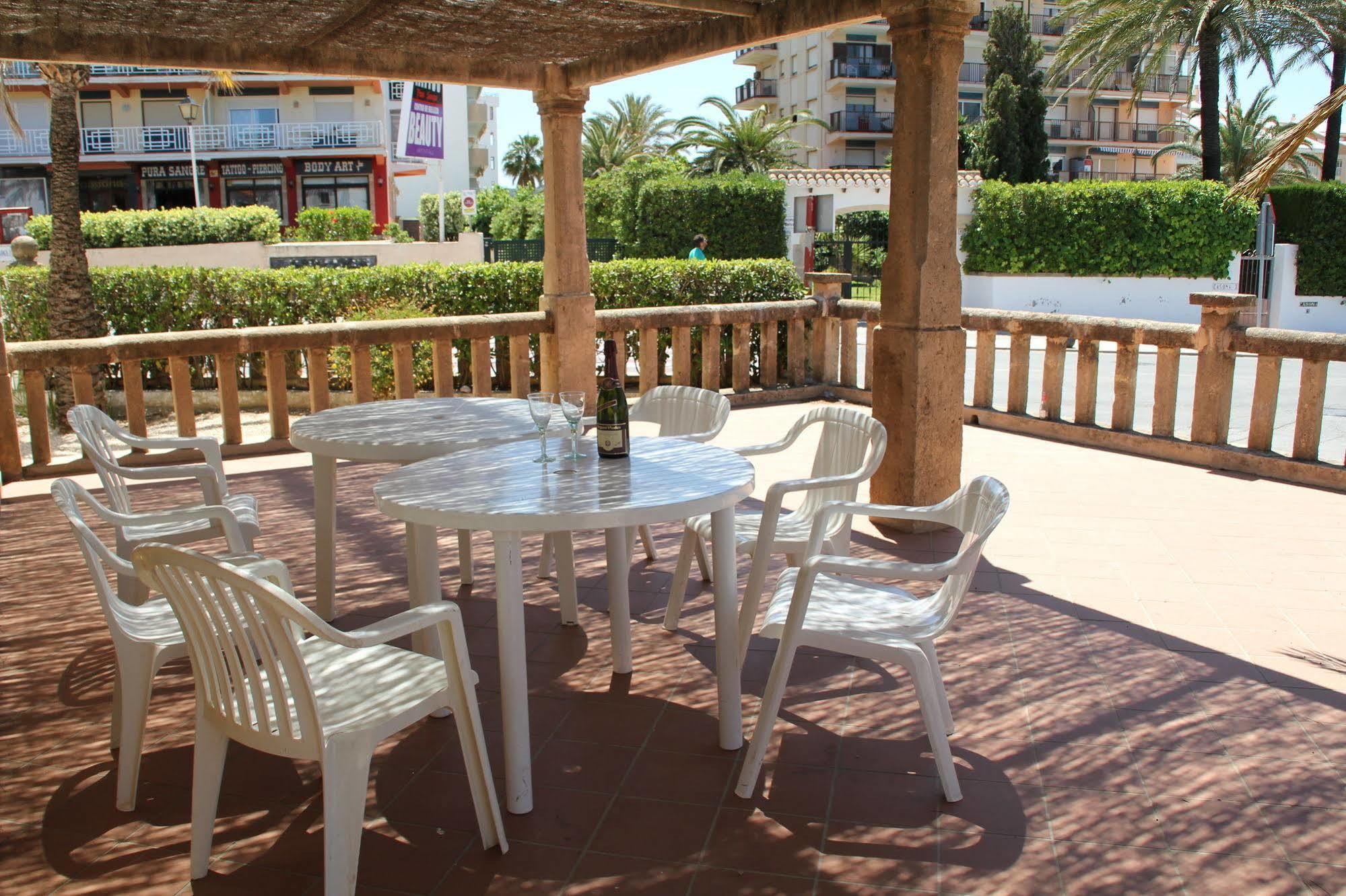Отель Bungalows El Arenal Хавеа Экстерьер фото